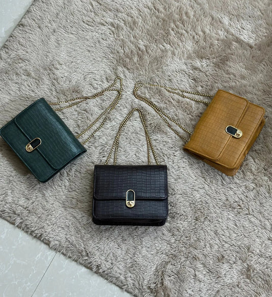 Shoulder Bag - Ladies Bags 1 / 2 Shoulder Bag - Ladies Bags